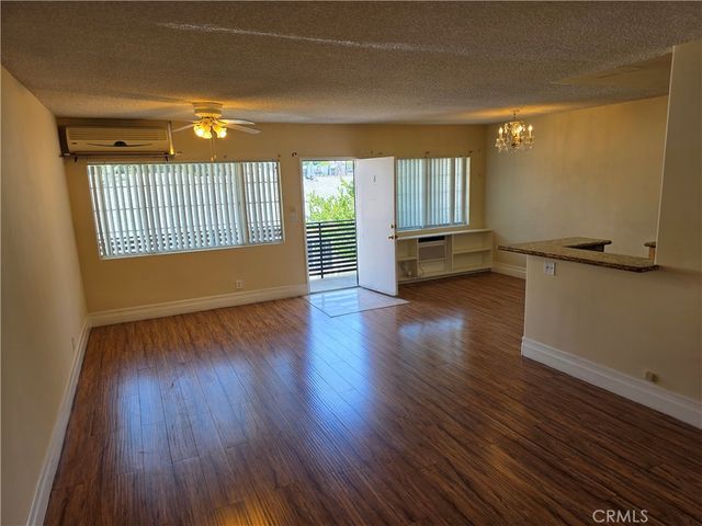 1035 Western 4, Glendale, CA 91201