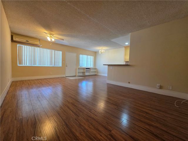 1035 Western 4, Glendale, CA 91201