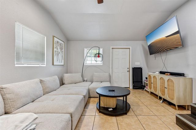 5212 ALOHA STREET, Orlando, FL 32810