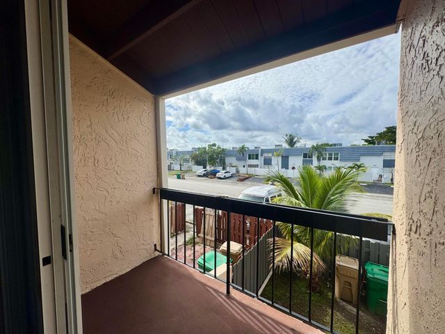 3662 SW 59TH Avenue 2, Davie, FL 33314