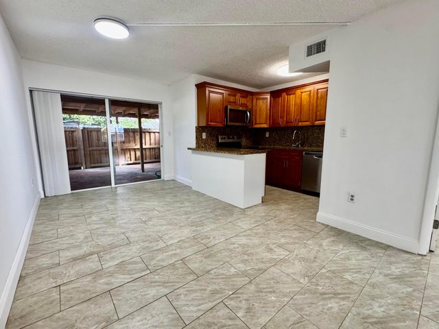 3662 SW 59TH Avenue 2, Davie, FL 33314