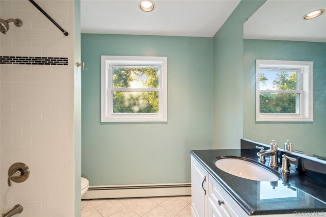 8 Beaumont Lane, Lake Grove, NY 11755