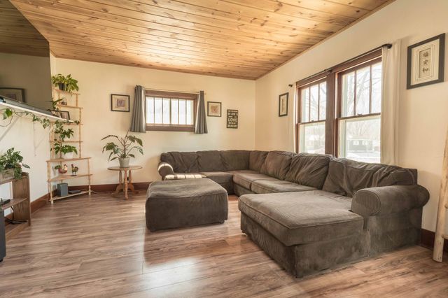 504 E Fir Avenue, Fergus Falls, MN 56537