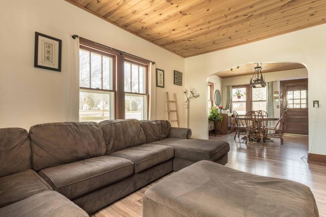 504 E Fir Avenue, Fergus Falls, MN 56537