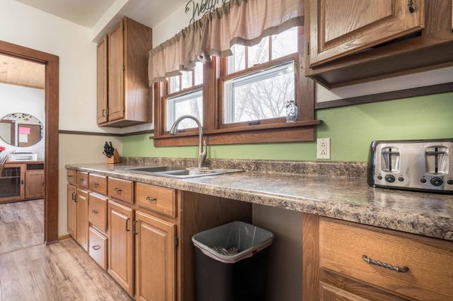 504 E Fir Avenue, Fergus Falls, MN 56537