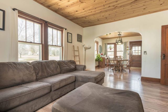 504 E Fir Avenue, Fergus Falls, MN 56537