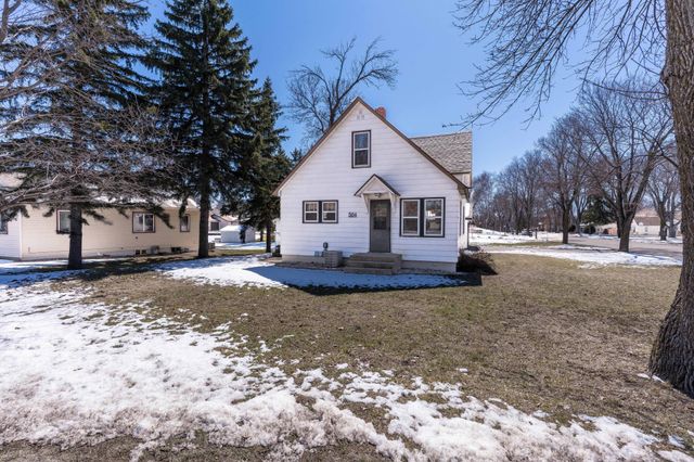504 E Fir Avenue, Fergus Falls, MN 56537