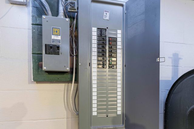 504 E Fir Avenue, Fergus Falls, MN 56537