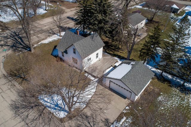 504 E Fir Avenue, Fergus Falls, MN 56537