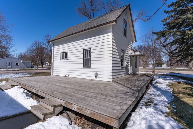 504 E Fir Avenue, Fergus Falls, MN 56537