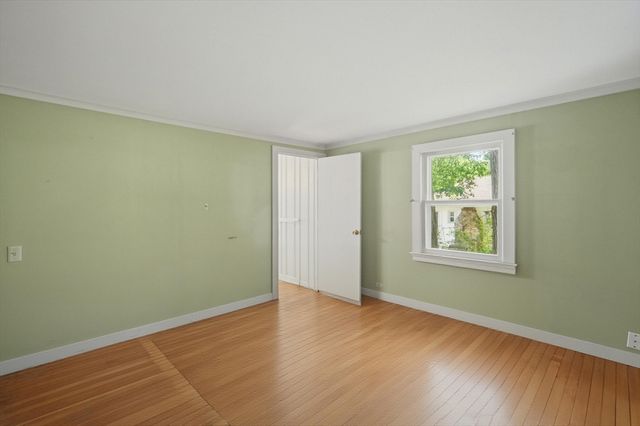 28 Lake Dr, Wilbraham, MA 01095