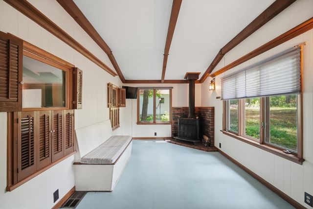 28 Lake Dr, Wilbraham, MA 01095
