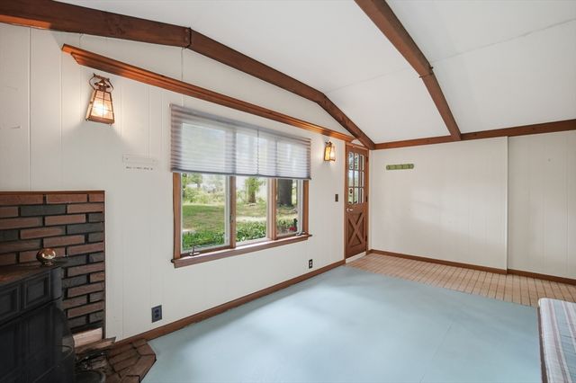 28 Lake Dr, Wilbraham, MA 01095