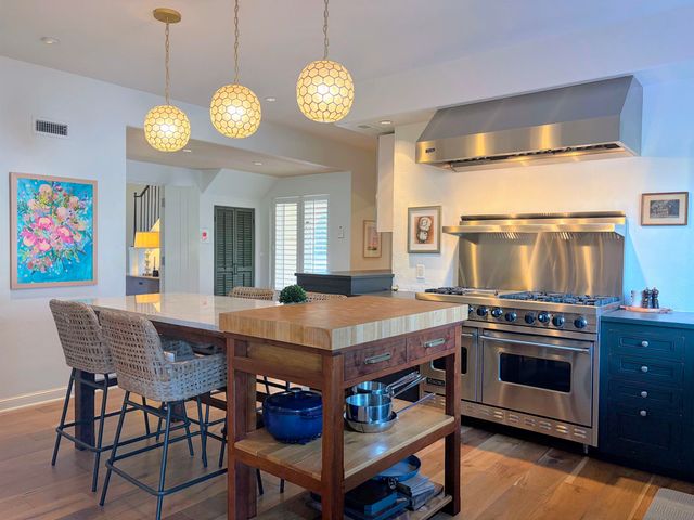 44 N West Pkwy, Wichita, KS 67206