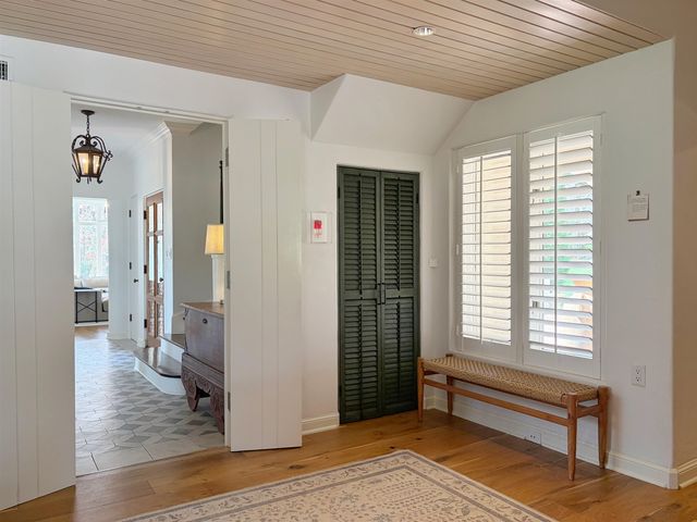 44 N West Pkwy, Wichita, KS 67206