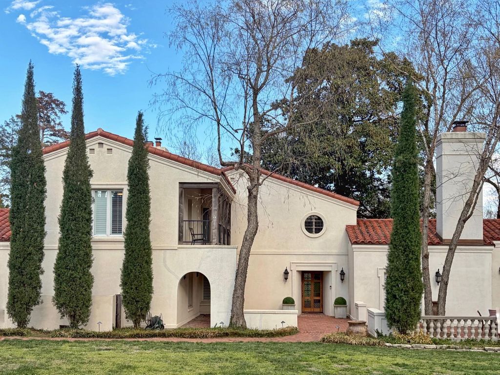 44 N West Pkwy, Wichita, KS 67206