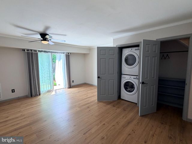 10 LA CASCATA TNHS, Clementon, NJ 08021