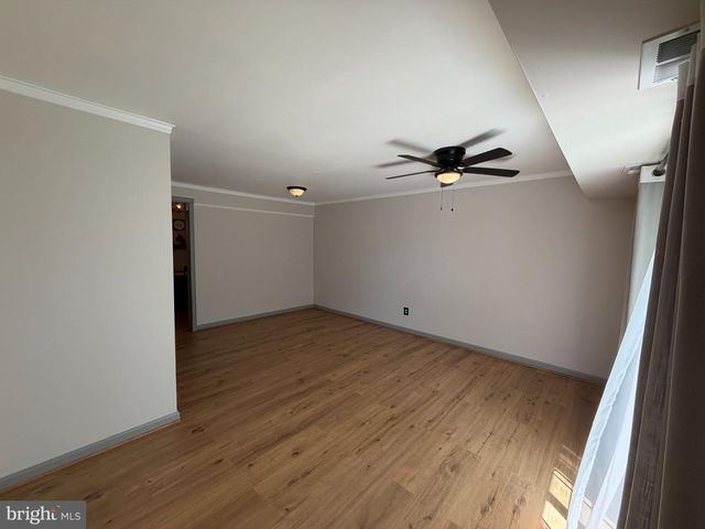 10 LA CASCATA TNHS, Clementon, NJ 08021