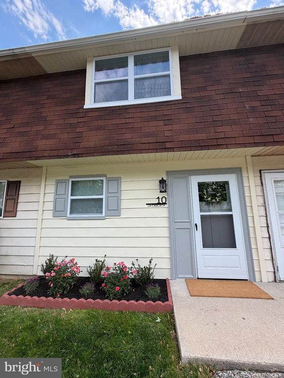 10 LA CASCATA TNHS, Clementon, NJ 08021