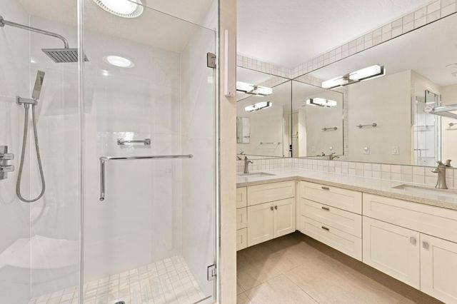 73 3rd Street 15B, Los Altos, CA 94022