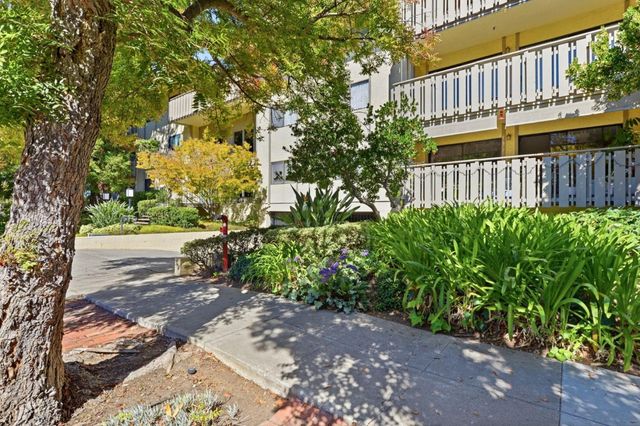 73 3rd Street 15B, Los Altos, CA 94022