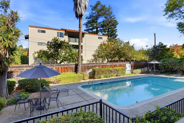 73 3rd Street 15B, Los Altos, CA 94022