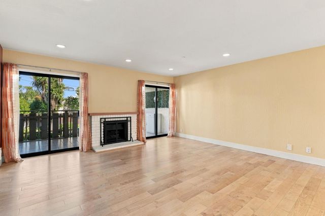 73 3rd Street 15B, Los Altos, CA 94022