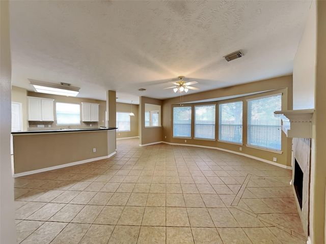 3523 Pine Valley Drive, Pearland, TX 77581