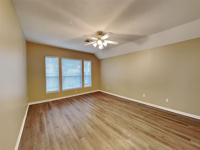 3523 Pine Valley Drive, Pearland, TX 77581