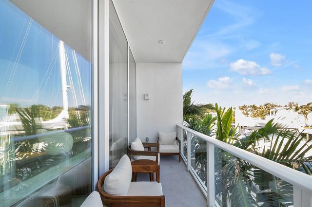 2311 SE 17th Street 202, Fort Lauderdale, FL 33316