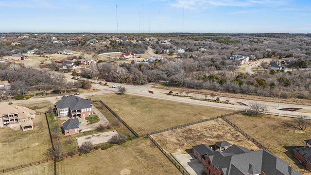 2502 Texas Plume Road, Cedar Hill, TX 75104