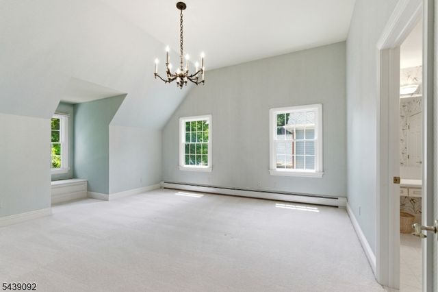 7 Alex Ct, Wyckoff Twp., NJ 07481