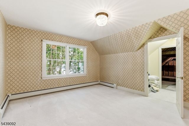 7 Alex Ct, Wyckoff Twp., NJ 07481