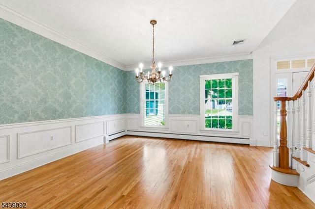 7 Alex Ct, Wyckoff Twp., NJ 07481