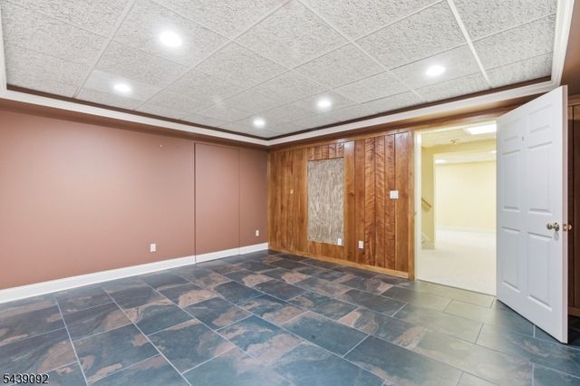 7 Alex Ct, Wyckoff Twp., NJ 07481