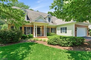 7 Alex Ct, Wyckoff Twp., NJ 07481
