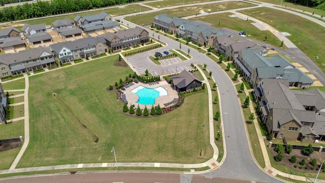 899 ALDWICK DR, Collierville, TN 38017