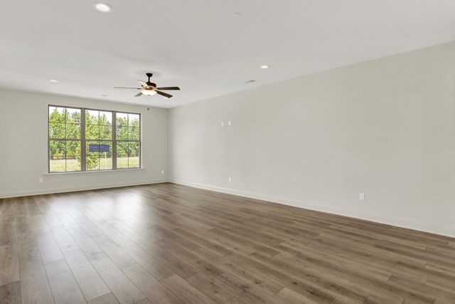 899 ALDWICK DR, Collierville, TN 38017