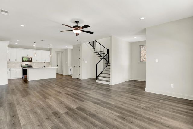 899 ALDWICK DR, Collierville, TN 38017