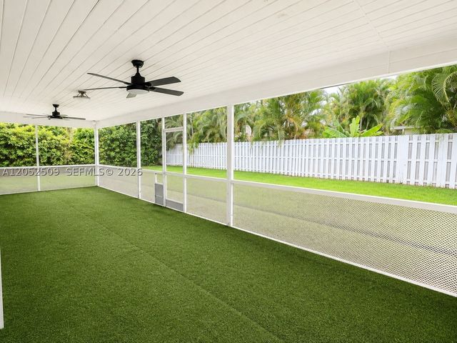 3710 N 54th Ave, Hollywood, FL 33021