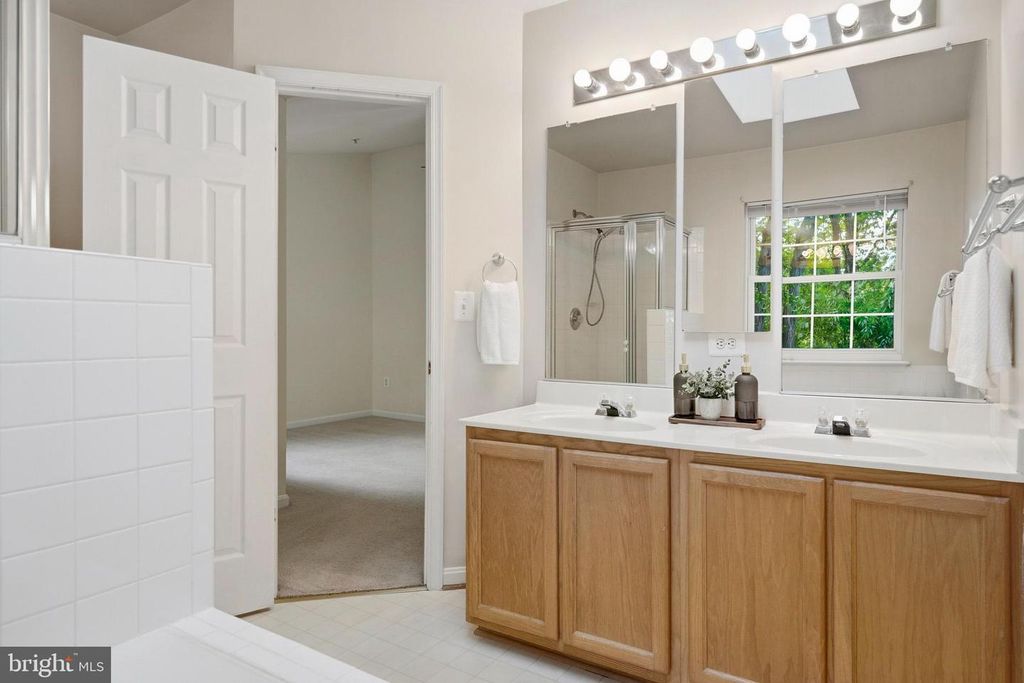 Image 32 of property listing at 7906 DELORES CT, Chesapeake Beach, MD 20732