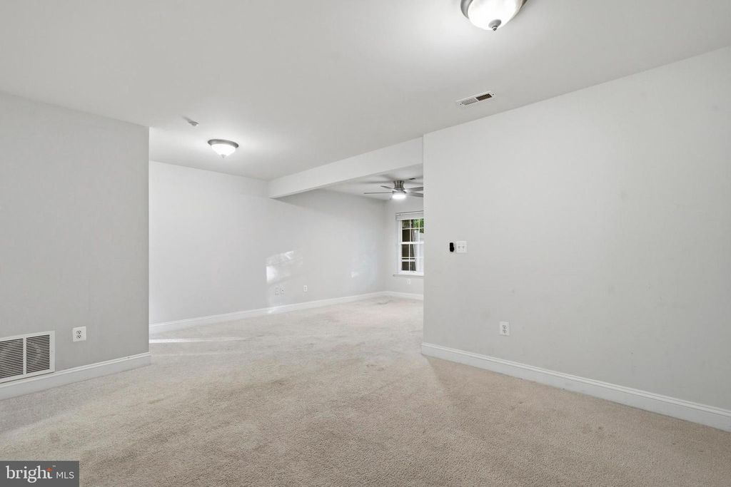 Image 38 of property listing at 7906 DELORES CT, Chesapeake Beach, MD 20732