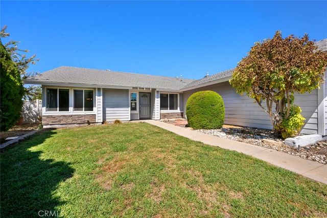 2994 La Verne, Highland, CA 92346