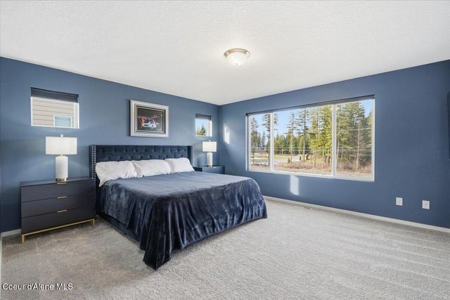 457 E Burdock LOOP, Hayden, ID 83835