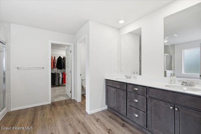 457 E Burdock LOOP, Hayden, ID 83835