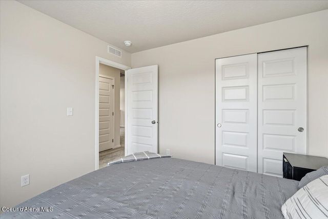 457 E Burdock LOOP, Hayden, ID 83835