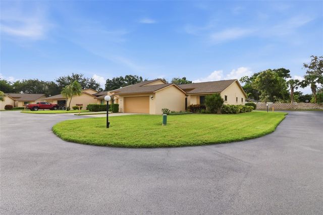 3191 GLEN ELYN BOULEVARD 4, Sarasota, FL 34237
