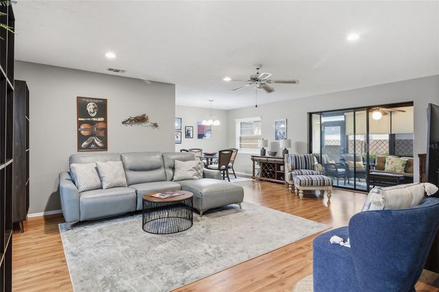 3191 GLEN ELYN BOULEVARD 4, Sarasota, FL 34237