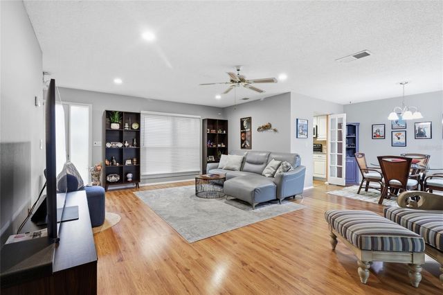 3191 GLEN ELYN BOULEVARD 4, Sarasota, FL 34237