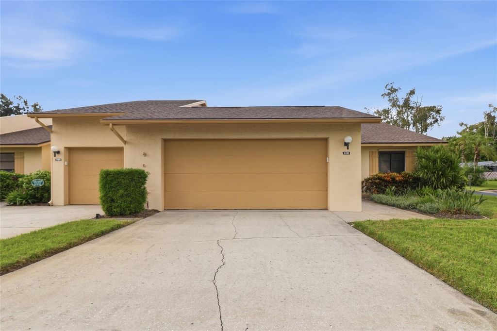 3191 GLEN ELYN BOULEVARD 4, Sarasota, FL 34237